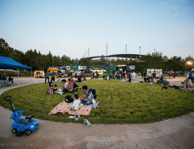 Oil-Tank-Culture-Park-KTO-7