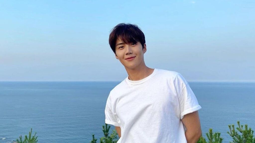 Facts about Kim Seon Ho In Manila