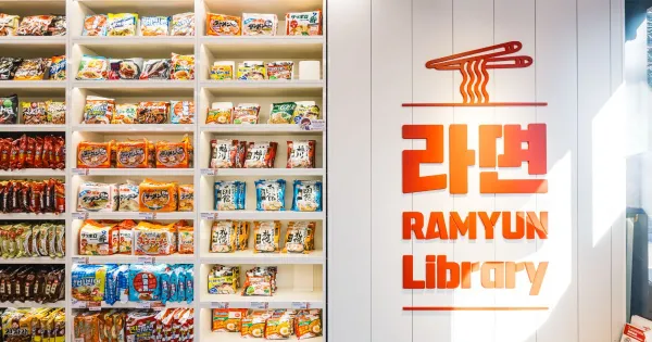 Ramyun Library Hongdae
