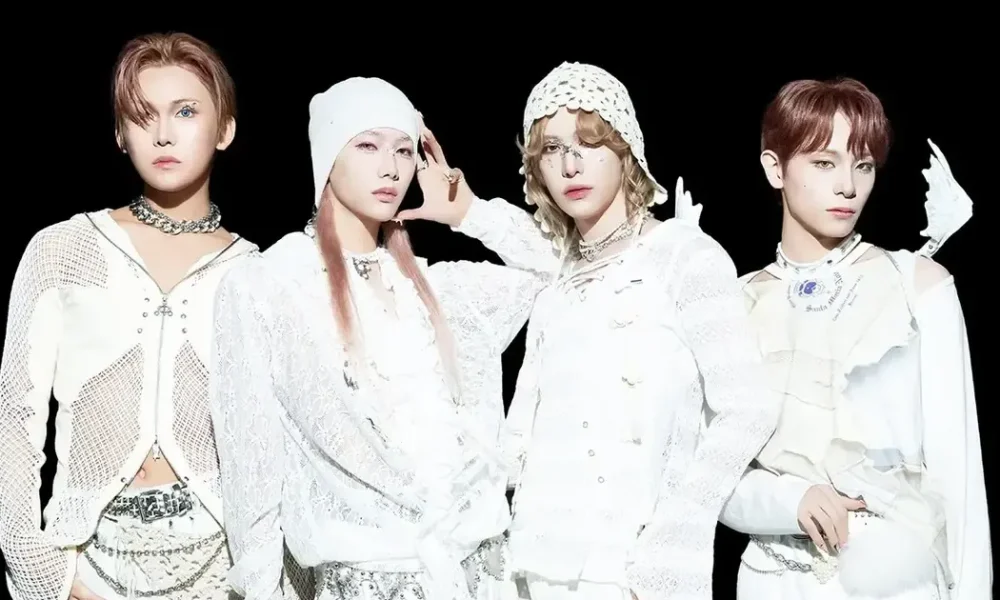 XLOV Manila mall show