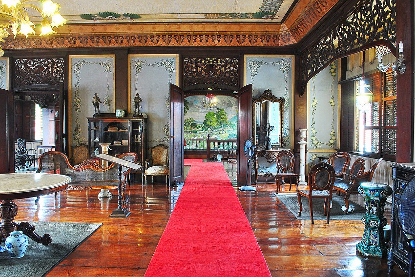 Casa Manila