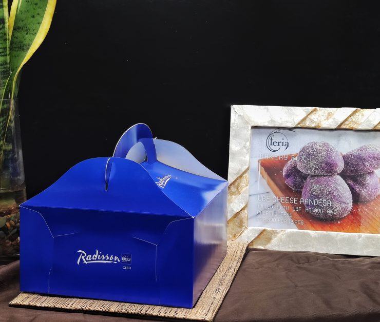 Radisson Blu Cebus paper pastry boxes