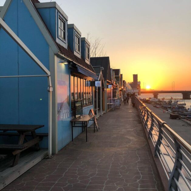 sunset at Jangrimpogu