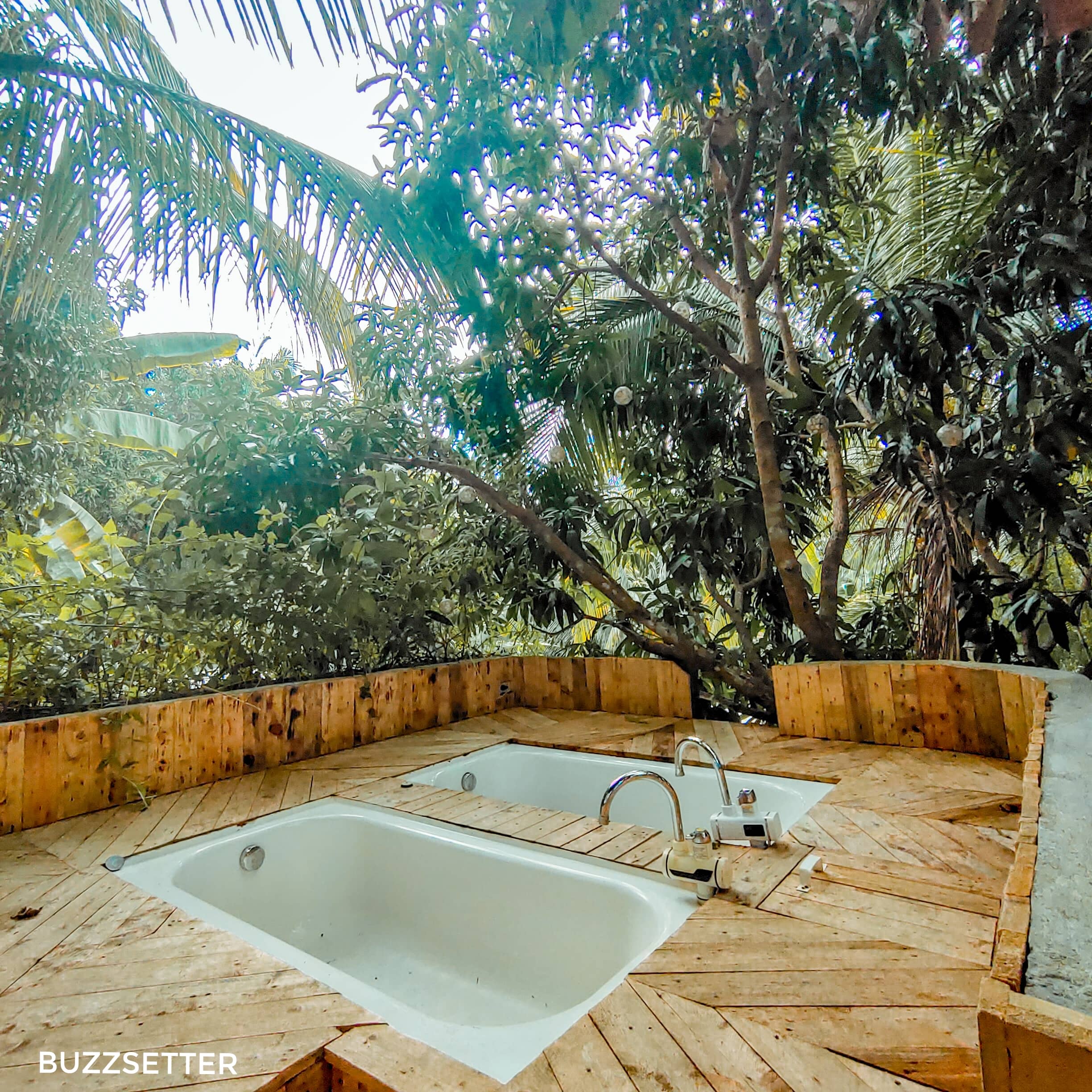 outdoor bathtub domescape