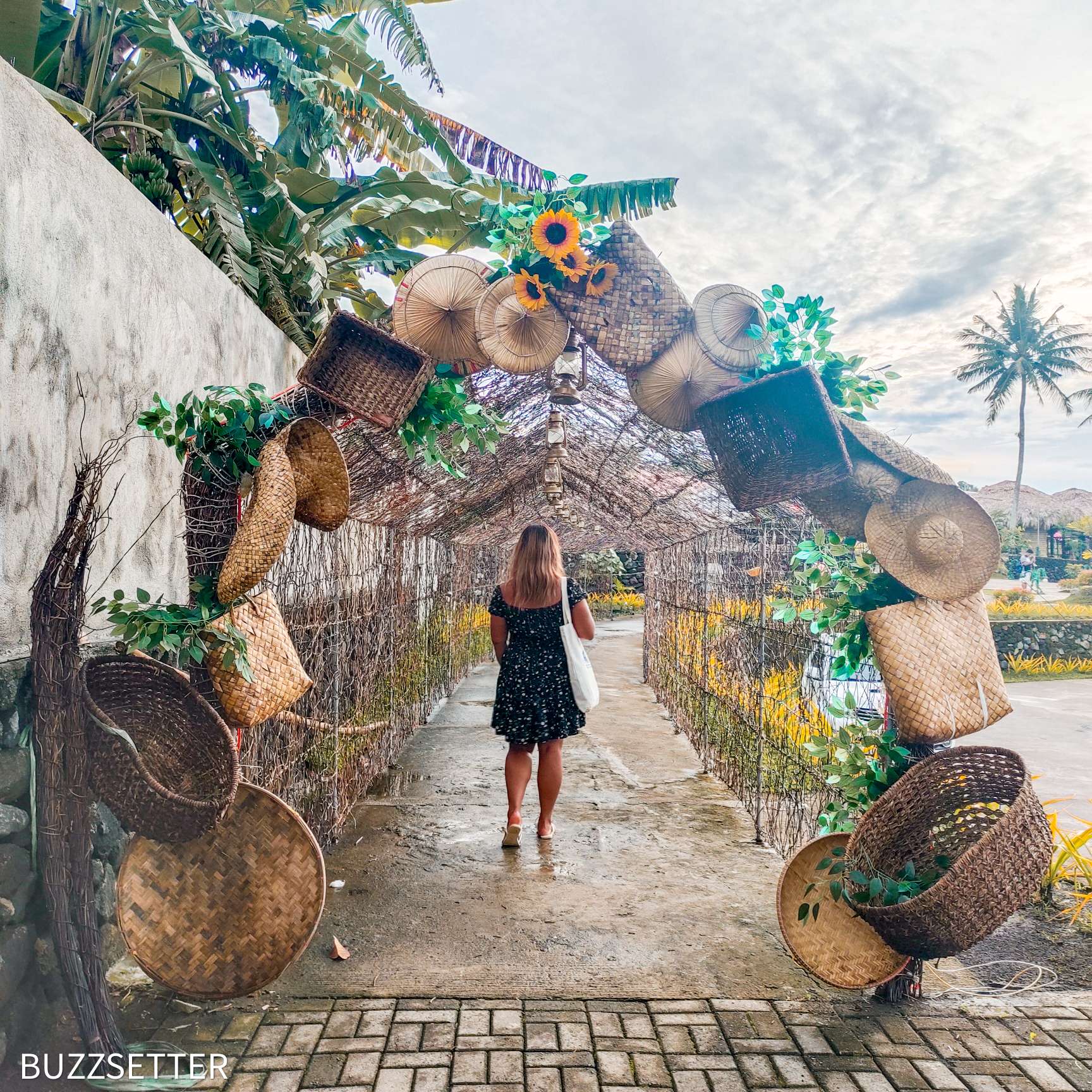 instagrammable spot sumlang lake bicol