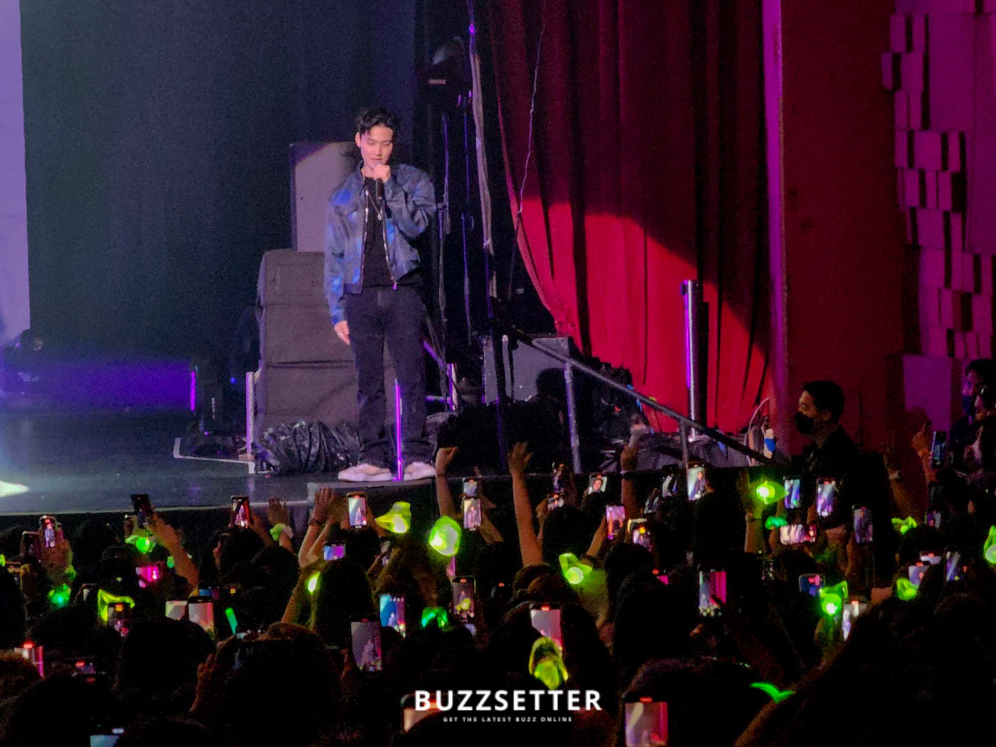 jay b in manila with ahgases
