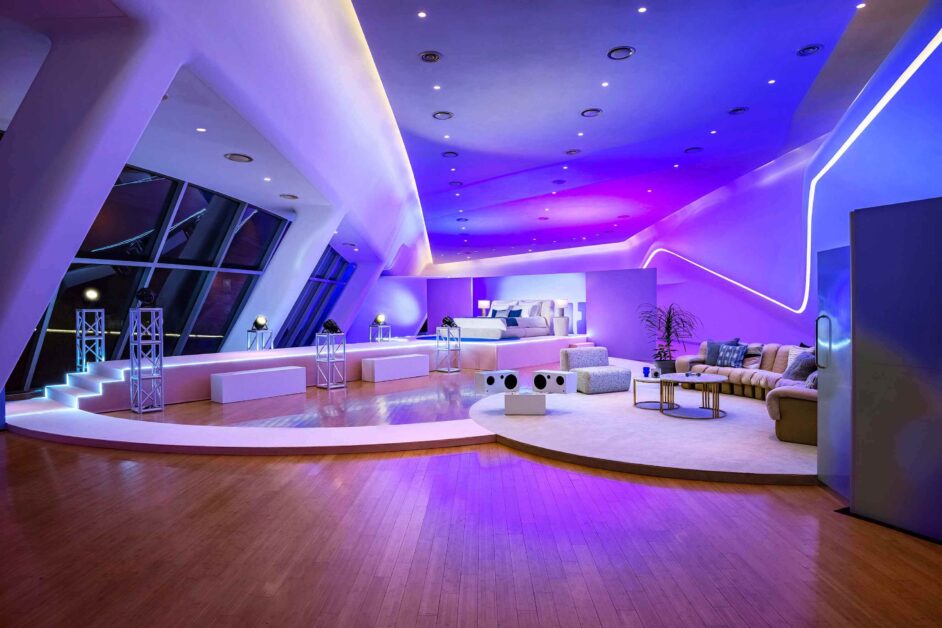 DDP Wide Shot credit Mind Details