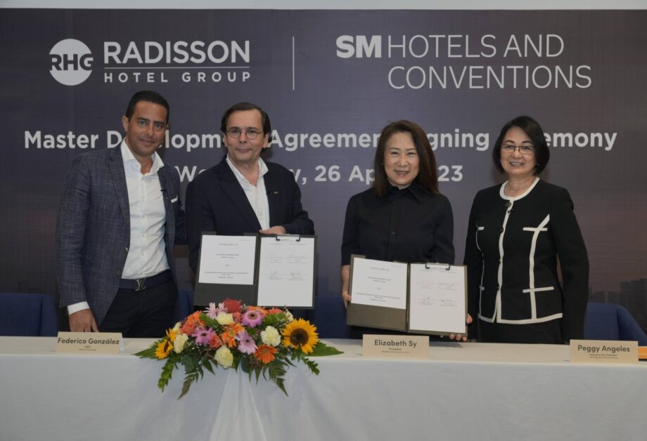 Signing Ceremony RHG and SMHCC Master Development Agreement 2 1 1