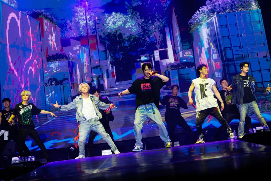 iKON Limited Tour Get Back in Bangkok 1