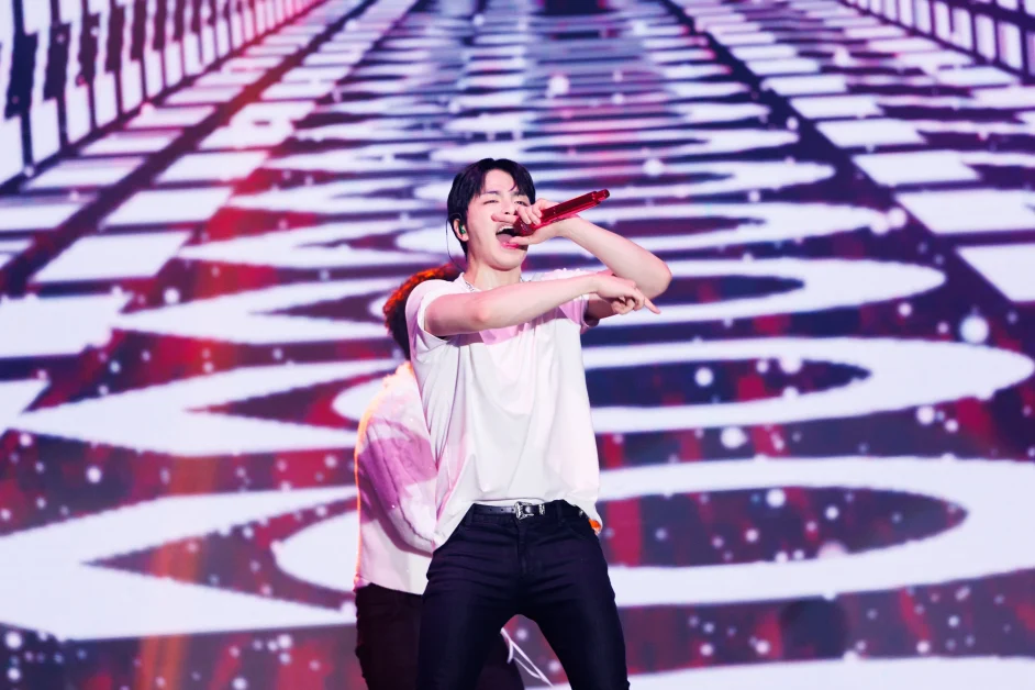 iKON Limited Tour Get Back in Bangkok 3