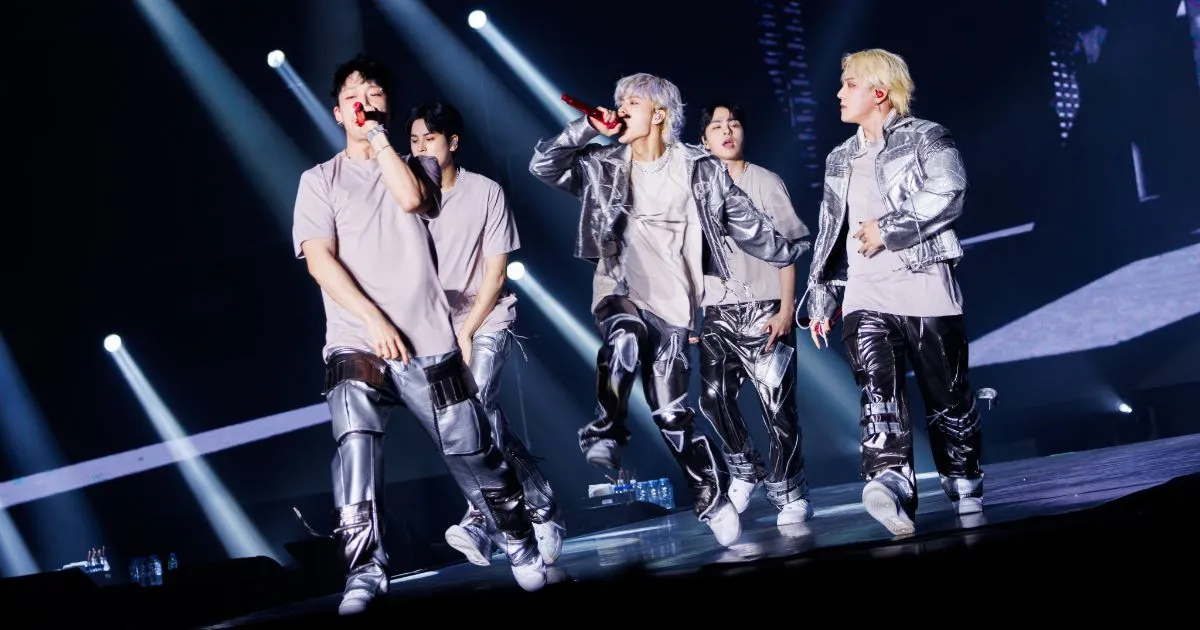 iKON Limited Tour - Get Back in Bangkok