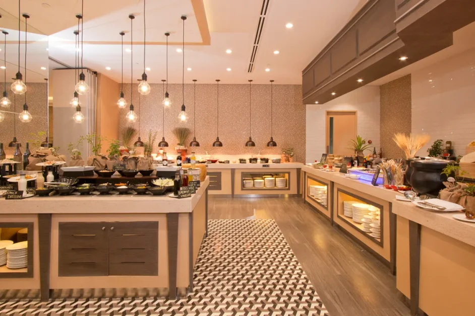 Veranda Buffet Taal Vista Hotel