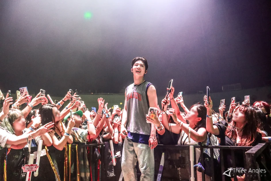 B.I HYPE UP in Manila concert 7