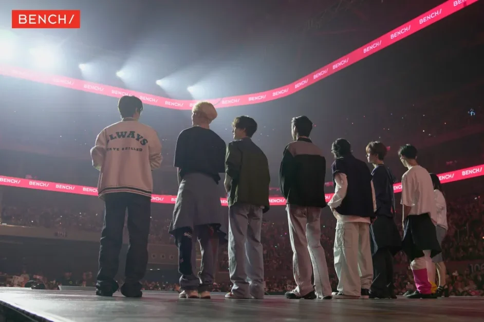 enhypen bench fan meeting manila 3