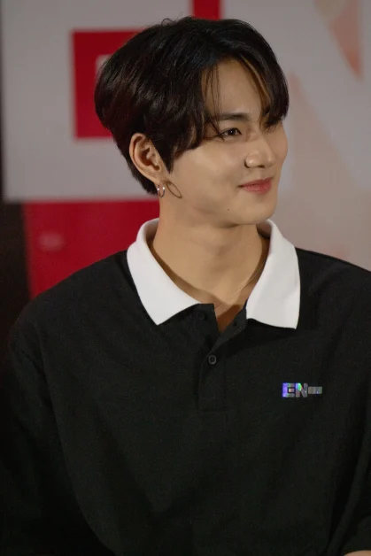 facts about enhypen bench fun meeting press conference jungwon