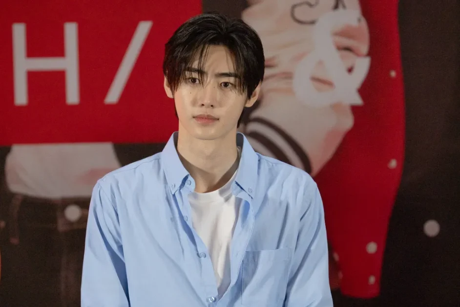 facts about enhypen bench fun meeting press conference sunghoon