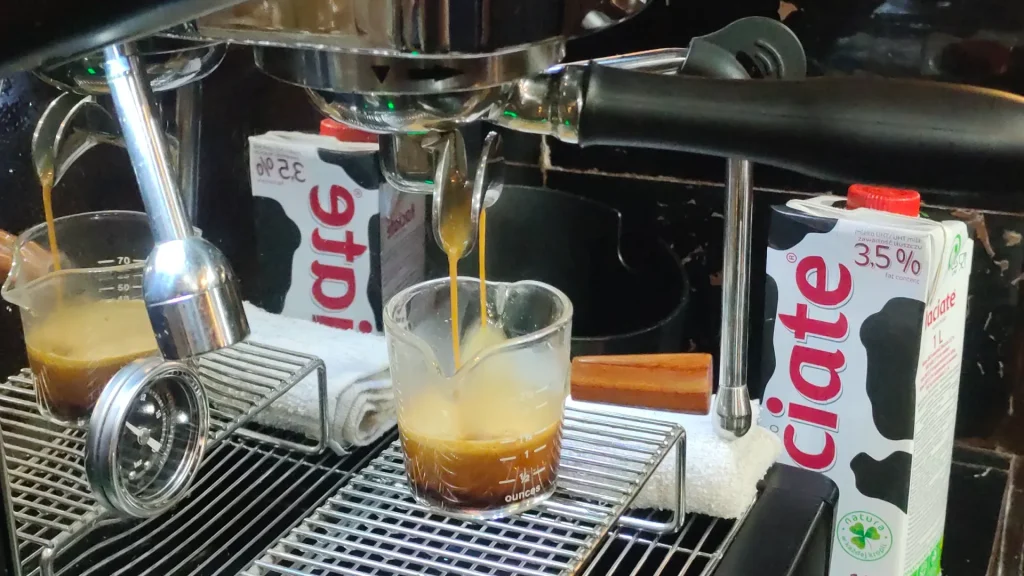 Hunta Cafe Coffee 2