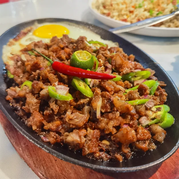 Hunta Cafe Sisig