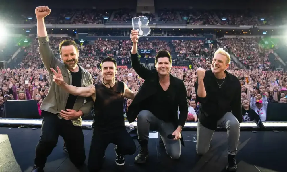 the scripts SATELLITES WORLD TOUR manila