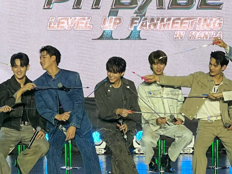 Pit Babe Level Up Fan Meeting in Manila 2