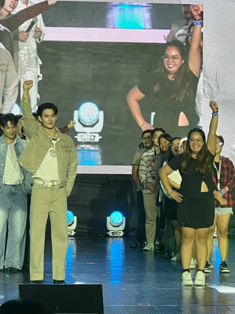 Pit Babe Level Up Fan Meeting in Manila Ready Set Pose