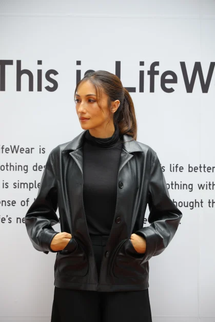 4. Solenn Heussaff shows off UNIQLOs Outerwear collection highlighting its versatility functionality and ease for everyday city dressing in the 2026 Fall Winter Collection
